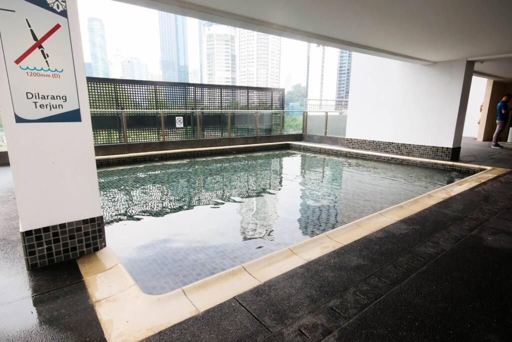 Legasi Kampung Baru By Airhost Apartment Куала Лумпур Екстериор снимка