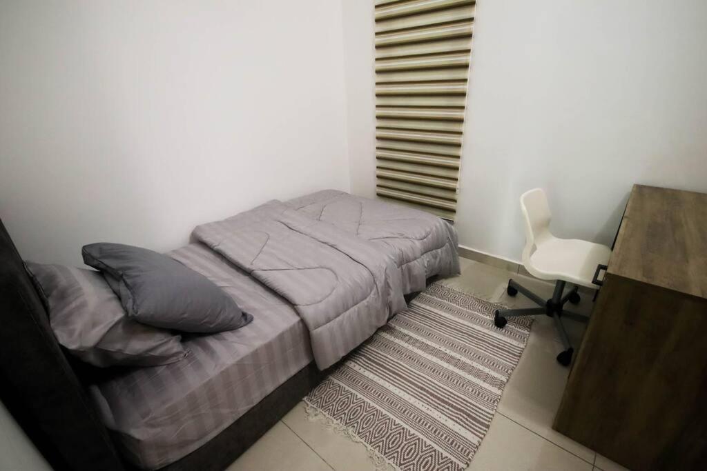 Legasi Kampung Baru By Airhost Apartment Куала Лумпур Екстериор снимка